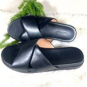 Madewell Crisscross Slide English Saddle